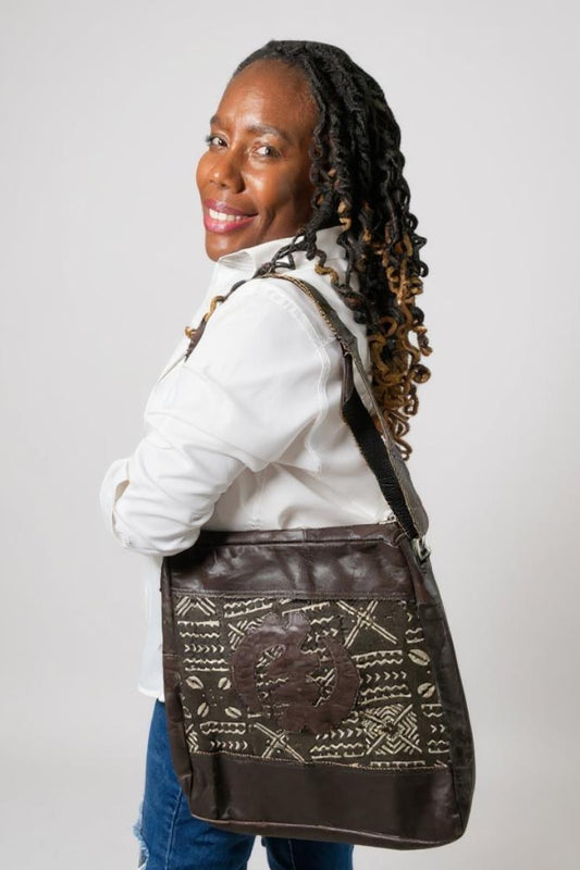 Handmade Ghanaian Leather Mud Cloth Messenger Bag (Black)